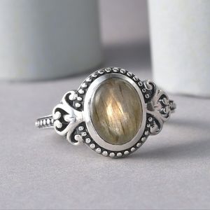 NWT Malagasy Labradorite Solitaire Ring in Size 10